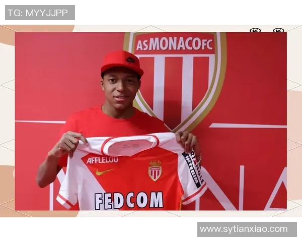 天河足球明星盘点:那些在绿茵场上闪耀的传奇人物与新星